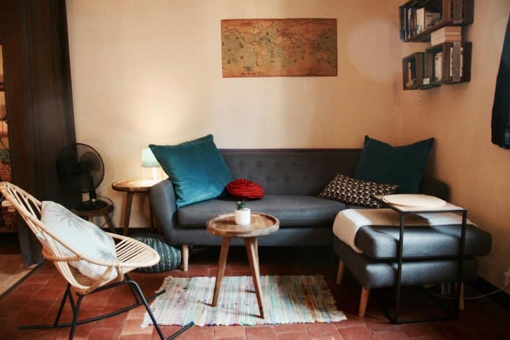 Cosy Apartment By The Magical Marais De Bourges Buitenkant foto